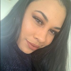 Meet your Posher, Monae